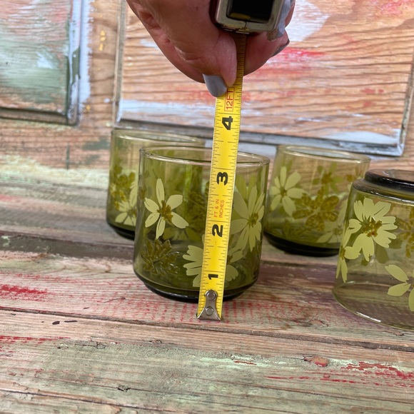 4- Vintage Floral Glasses - Picture 7 of 8